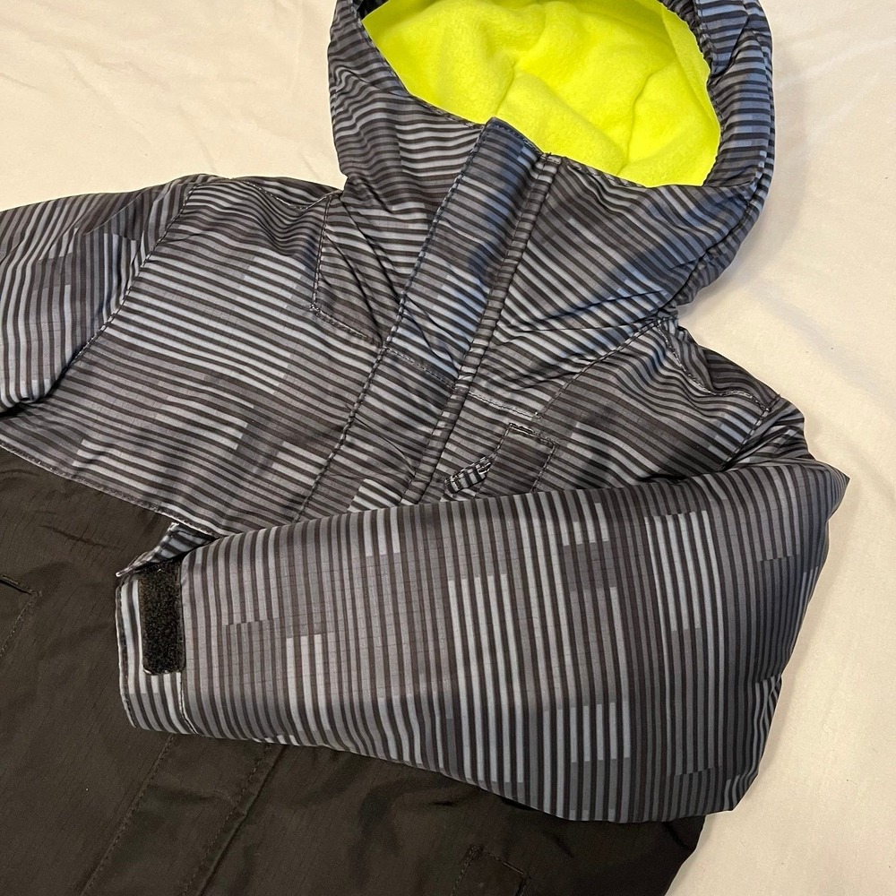 The Children's Place Boys' Winter Puffer Jacket Size 4 (2568)
